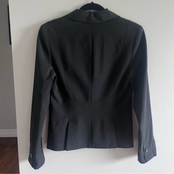 Le Chateau women’s fitted blazer - Picture 4 of 4